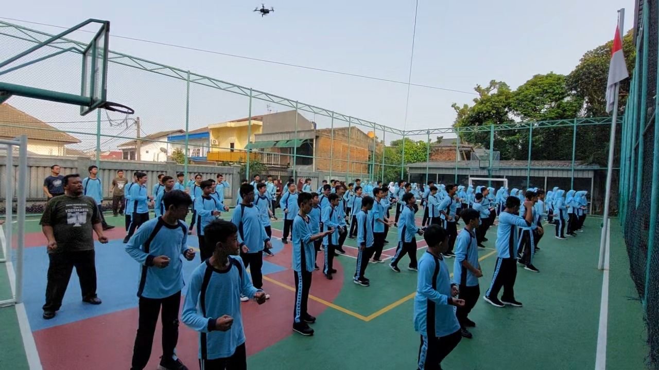 Senam Kesehatan Jasmani Bersama Siswa SMPIT Pondok Duta