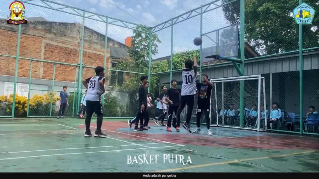 Saksikan momen seru Class Meeting SMPIT Pondok Duta melalui video ini! Dapatkan inspirasi dari lomba-lomba menarik, pertunjukan bakat, dan kesan mendalam dari para siswa. Ikuti perjalanan penuh tawa dan kebersamaan yang membangun rasa persaudaraan di antara para peserta. Tonton video lengkapnya untuk merasakan semangat Pondok Duta!